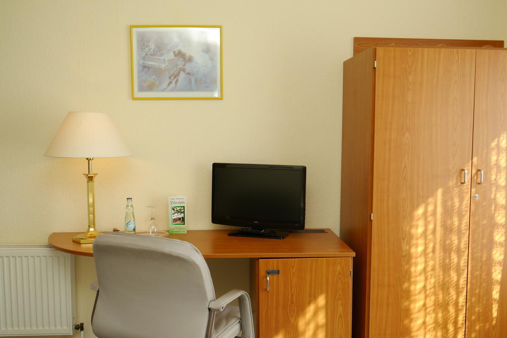 Erbenholz Hotel Hanovre Chambre photo